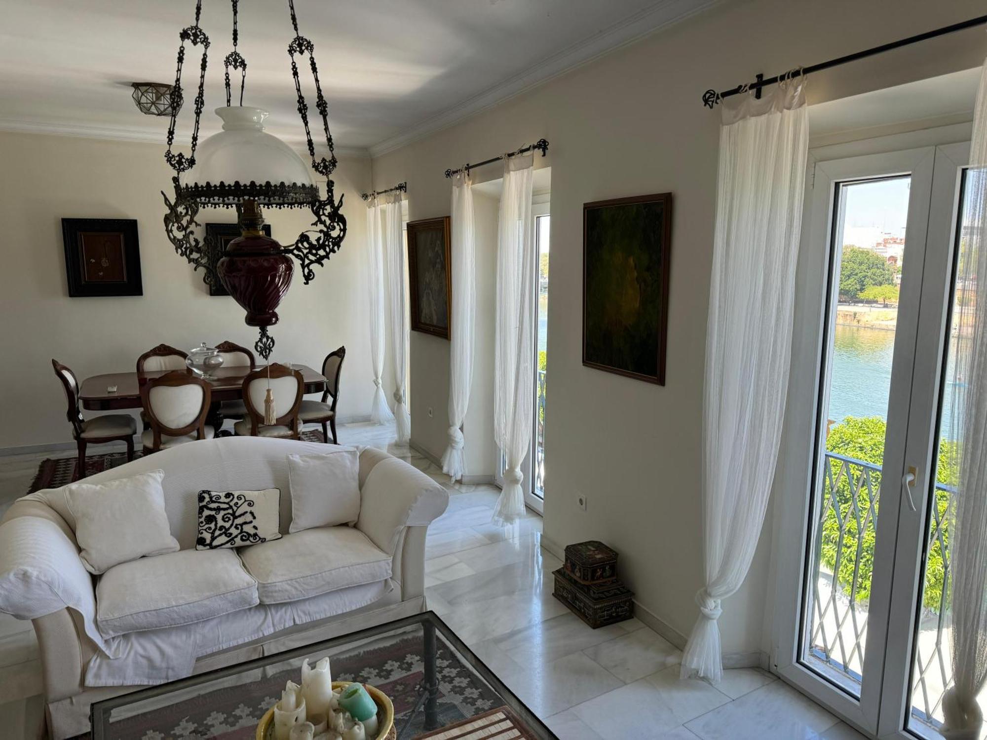 Апартаменты Wonderful Duplex In Calle Betis Севилья Экстерьер фото