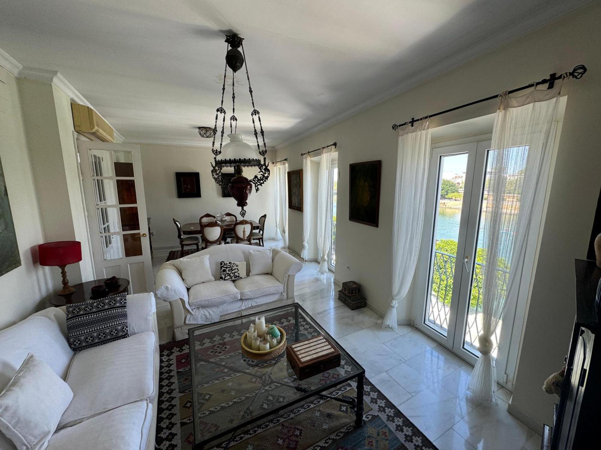 Апартаменты Wonderful Duplex In Calle Betis Севилья Экстерьер фото