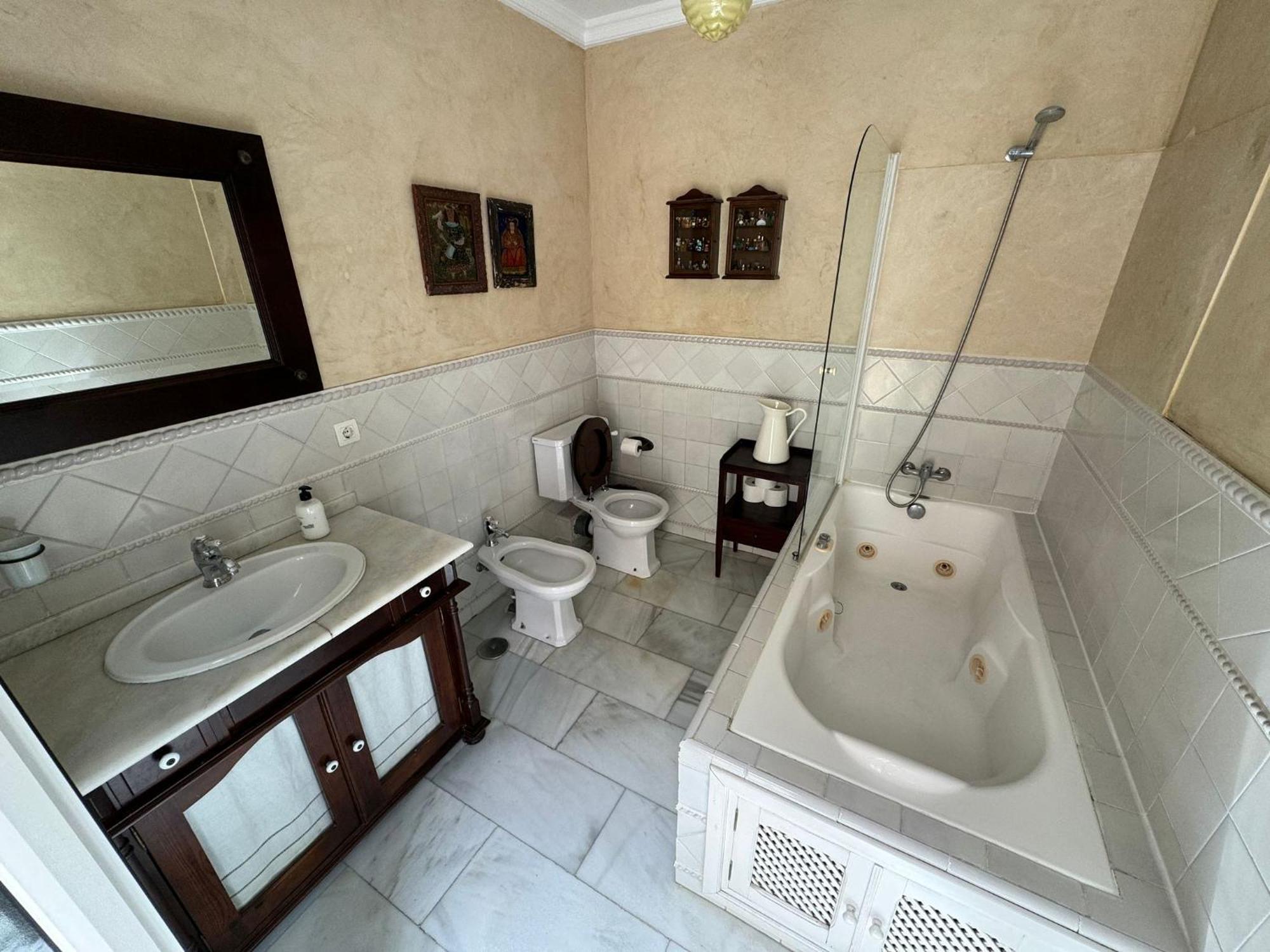 Апартаменты Wonderful Duplex In Calle Betis Севилья Экстерьер фото